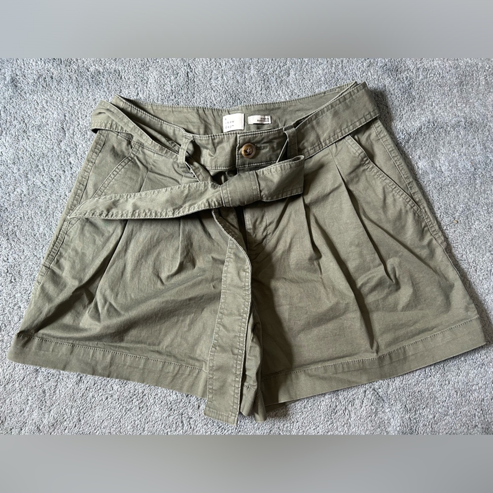 Tie Front Green Shorts